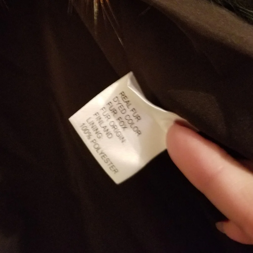 Fox Fur Cape Poncho Jacket - Picture 7 of 16